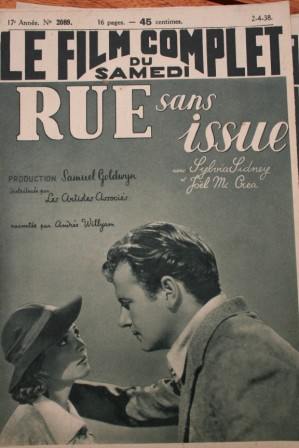 Complete Photo Roman - Movie Magazine