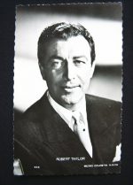 Vintage Postcard Robert Taylor